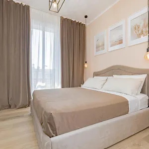  Affittacamere Visconti Palace By Rhospitality It